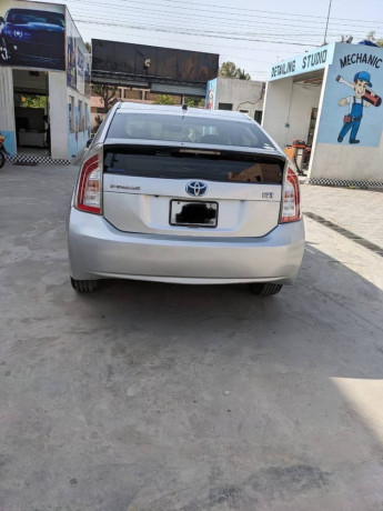 toyota-prius-2014-model-import-2018-big-3