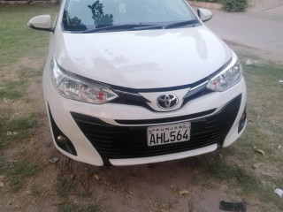 toyota-yaris-13-ativ-automatic-2022