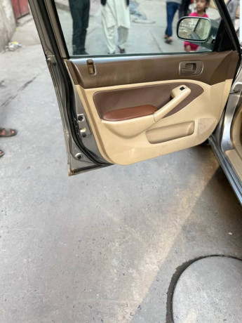 honda-civic-exi-sunroof-big-16
