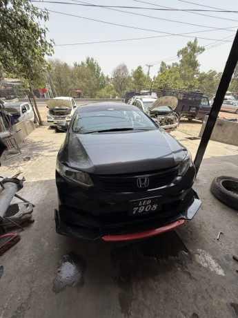 honda-civic-2013-big-6