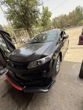 honda-civic-2013-big-0