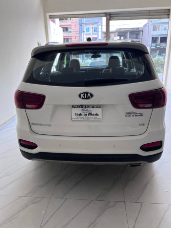 kia-sorento-35-full-option-big-3