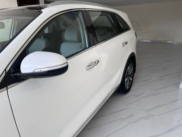 kia-sorento-35-full-option-big-8