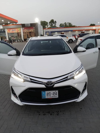 toyota-corolla-altis-grande-for-sale-03-23-58-78-98-4-big-0