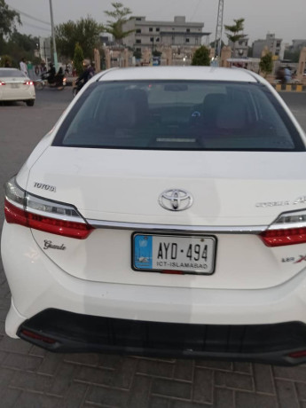 toyota-corolla-altis-grande-for-sale-03-23-58-78-98-4-big-6