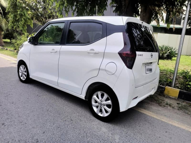 nissan-days-s-2022-model-push-start-big-7