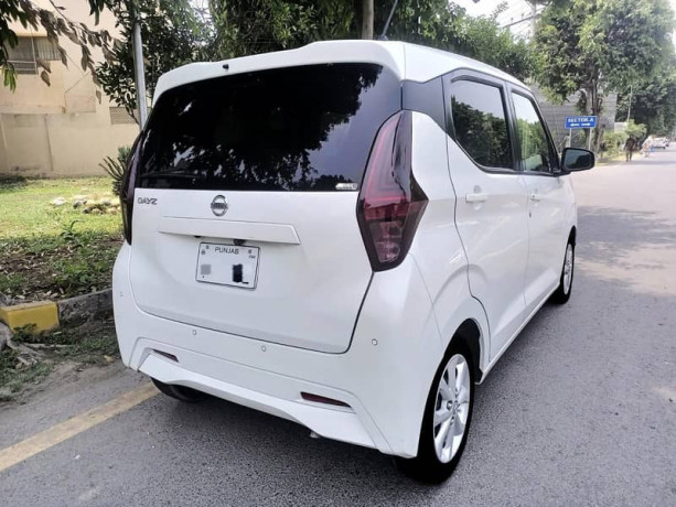 nissan-days-s-2022-model-push-start-big-4