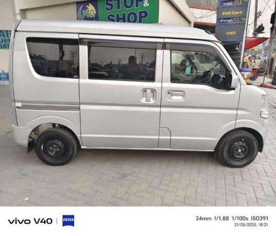 suzuki-every-2016-big-1