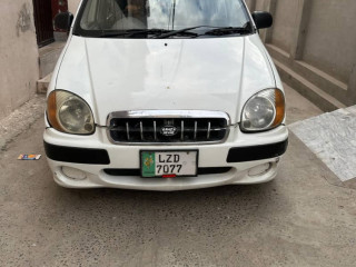 santro-2004-model