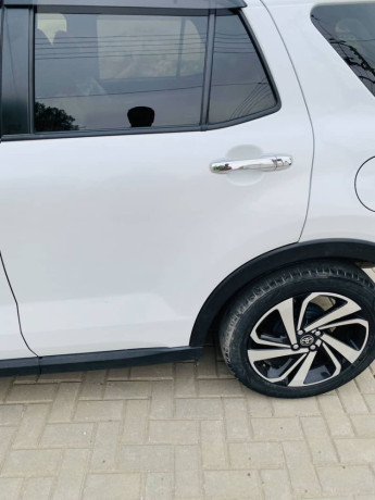 toyota-raize-z-2020-big-4