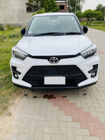 toyota-raize-z-2020-big-0
