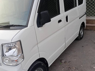nissan-clipper