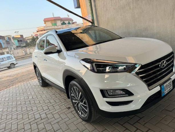 hyundai-tucson-2022-fwd-big-0