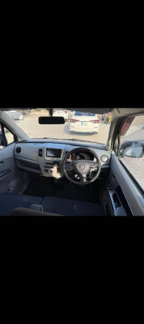 suzuki-wagon-r-2012-big-5