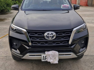 toyota-fortuner-sigma-4-28-diesel