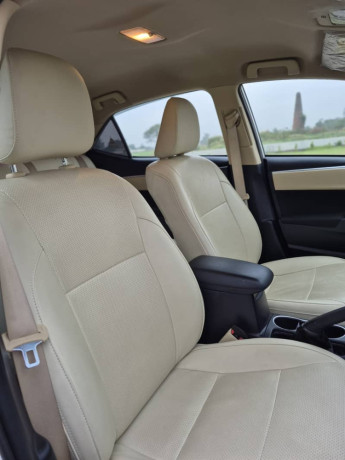 toyota-corolla-altis-x-automatic-16-2022-big-6