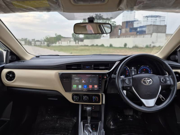 toyota-corolla-altis-x-automatic-16-2022-big-5