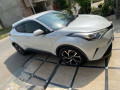toyota-c-hr-2017-small-4