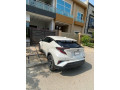 toyota-c-hr-2017-small-2