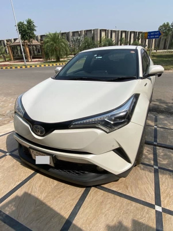 toyota-c-hr-2017-big-0