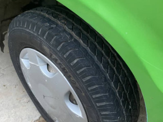 suzuki-bolan-2015-model-green