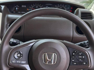 honda-n-box-custom-l-22-25-honda-sensing