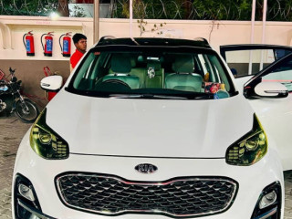 kia-sportage-awd-2019-model-family-used-car