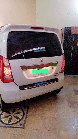 suzuki-wagon-r-vxr-2024-big-1
