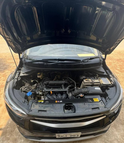 kia-stonic-2021-big-1