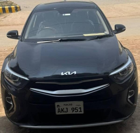 kia-stonic-2021-big-0