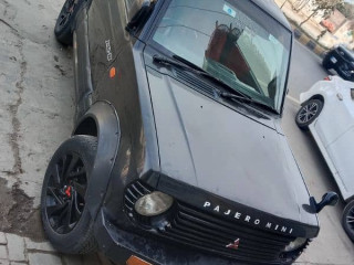 mitsubishi-pajero-mini-1998