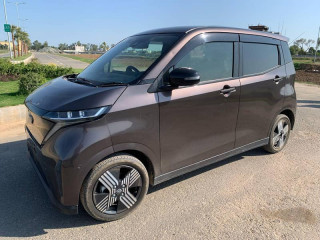 nissan-sakura-g-variant-fully-electric