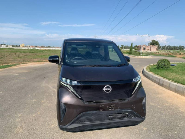 nissan-sakura-g-variant-fully-electric-big-5