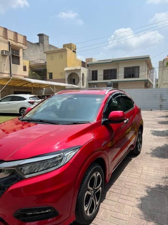 honda-vezel-2019-z-sensing-big-2