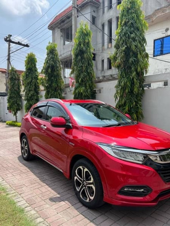 honda-vezel-2019-z-sensing-big-3