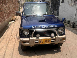 mitsubishi-pajero-mini-2007