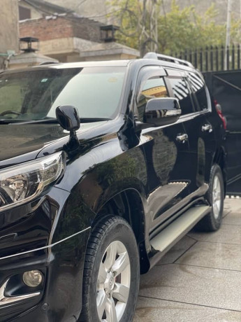 toyota-prado-2021-big-1