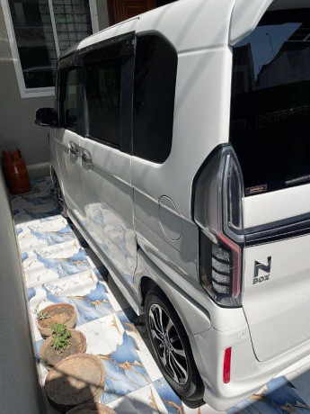 honda-n-box-custom-2020-big-7