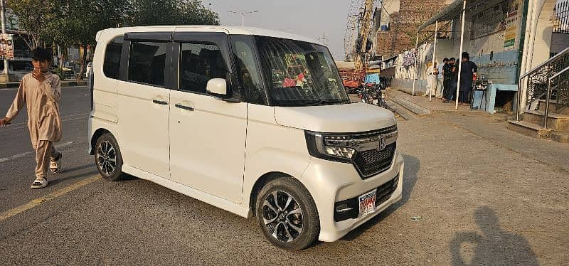 honda-n-box-custom-2020-big-2