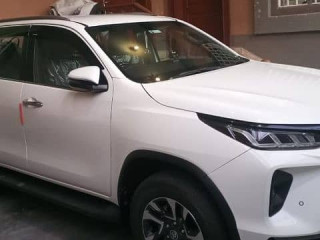 toyota-fortuner-legender-2024