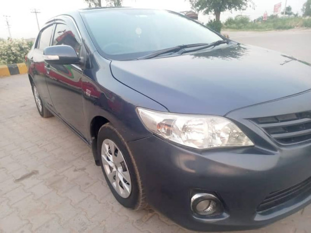 toyota-corolla-gli-16-automatic-2012-big-15