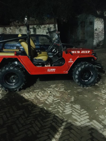 jeep-m-825-1986-big-3
