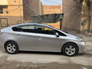 toyota-prius-20122015