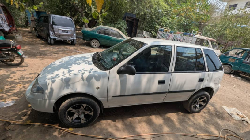suzuki-cultus-2007-with-efi-engine-big-12