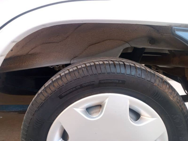 suzuki-mehran-vxr-2012-03059782365-big-4