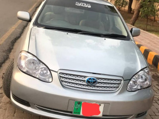 toyota-corolla-se-saloon-20045