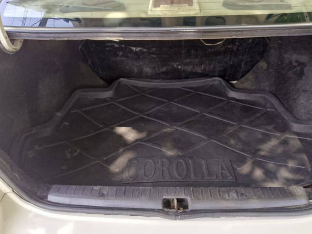 toyota-corolla-altis-18-2005-model-big-5