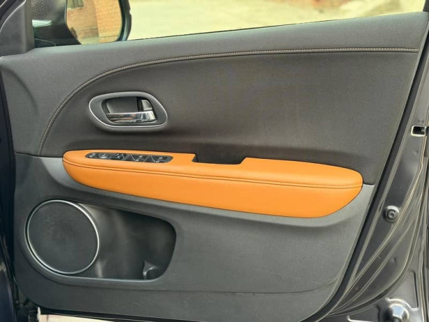 honda-vezel-2024-model-big-16
