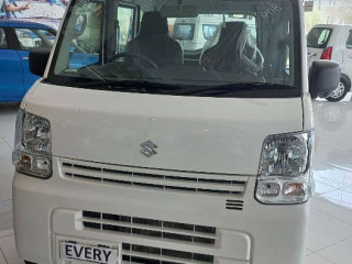 suzuki-every-vx-2025