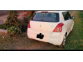 suzuki-swift-dlx-automatic-13-small-2